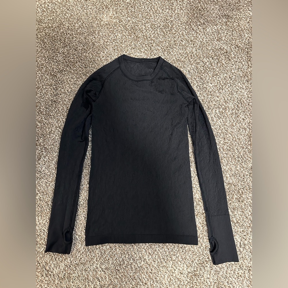 lululemon Long Sleeve Work Out Top Size 0 (see description)